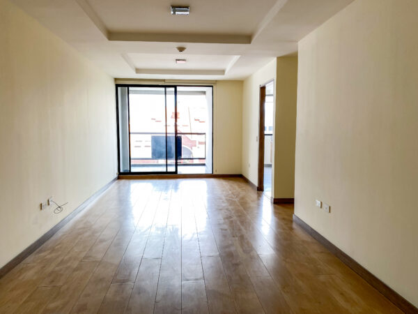 Departamento en Venta Balcon 3 Dorm Sector La Paz - Image 2