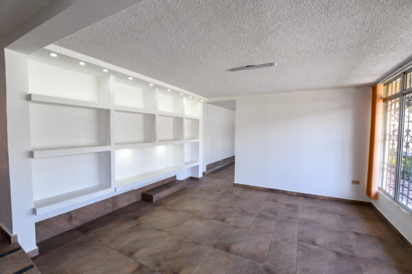 Casa Comercial en Venta Inversion Inteligente Sector Centro Norte - Image 2