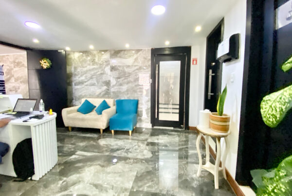 Oficina en Venta 82,74 m², 2 Garages, Centro Norte - Image 7